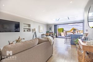 Photo 17- click for photo gallery